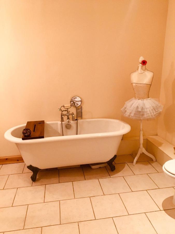 Maison Blanche De Hudson Cussac  Esterno foto