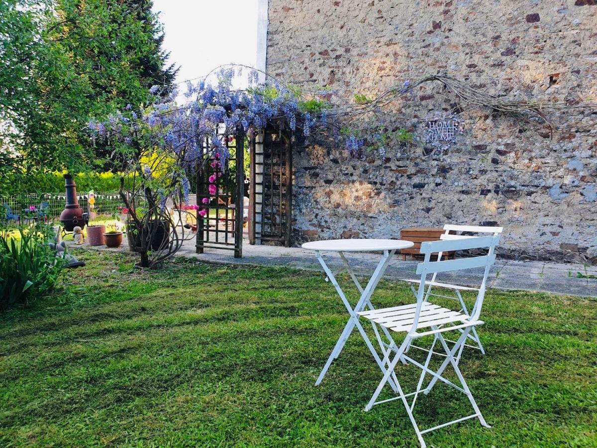 Maison Blanche De Hudson Cussac  Esterno foto